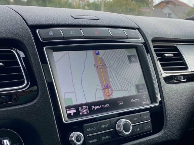 Серый Фольксваген Туарег, объемом двигателя 0 л и пробегом 155 тыс. км за 31000 $, фото 9 на Automoto.ua