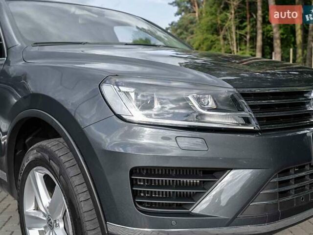 Фольксваген Туарег 2016 в Луцке на Automoto.ua Серый Фольксваген Туарег, объемом двигателя 2.97 л и пробегом 181 тыс. км за 35000 $, фото 9 на Automoto.ua
