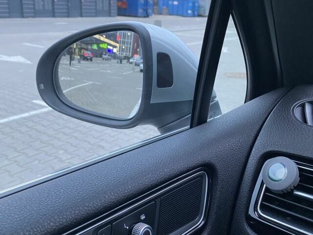 Сірий Фольксваген Туарег, об'ємом двигуна 3 л та пробігом 167 тис. км за 33000 $, фото 3 на Automoto.ua