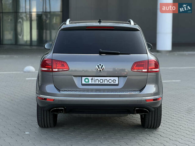 Фольксваген Туарег 2016 в Киеве на Automoto.ua Серый Фольксваген Туарег, объемом двигателя 3 л и пробегом 196 тыс. км за 21900 $, фото 7 на Automoto.ua