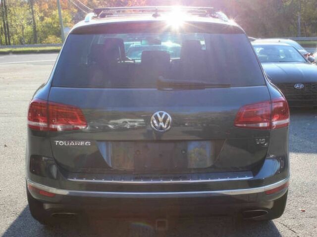 Сірий Фольксваген Туарег, об'ємом двигуна 3.6 л та пробігом 79 тис. км за 3600 $, фото 6 на Automoto.ua