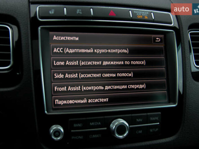 Серый Фольксваген Туарег, объемом двигателя 3.6 л и пробегом 118 тыс. км за 18500 $, фото 26 на Automoto.ua