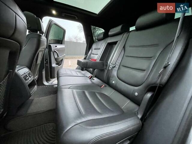 Серый Фольксваген Туарег, объемом двигателя 3.6 л и пробегом 134 тыс. км за 18999 $, фото 33 на Automoto.ua