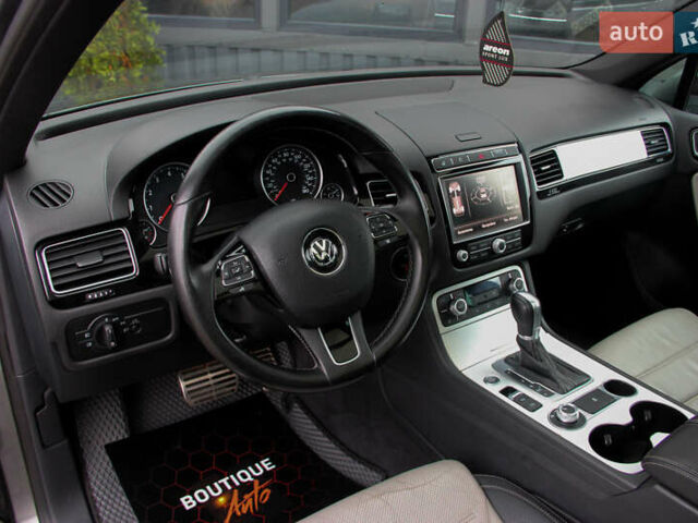 Серый Фольксваген Туарег, объемом двигателя 3.6 л и пробегом 118 тыс. км за 18500 $, фото 15 на Automoto.ua