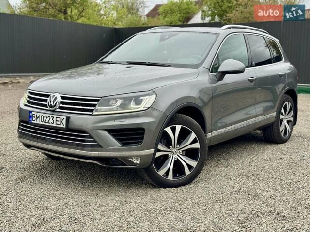 Серый Фольксваген Туарег, объемом двигателя 3.6 л и пробегом 134 тыс. км за 18999 $, фото 1 на Automoto.ua