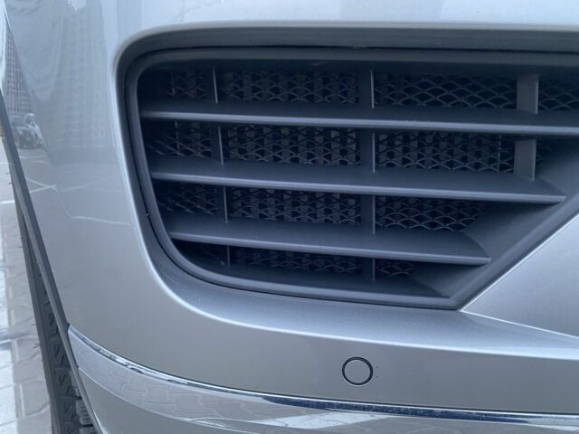 Сірий Фольксваген Туарег, об'ємом двигуна 3 л та пробігом 167 тис. км за 33000 $, фото 1 на Automoto.ua