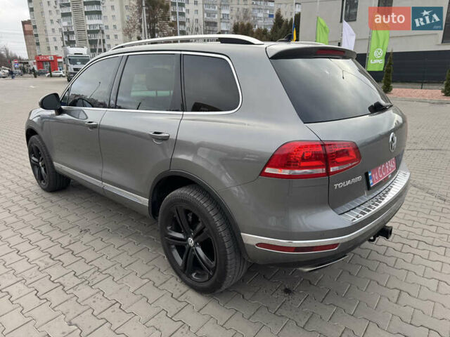 Серый Фольксваген Туарег, объемом двигателя 3.6 л и пробегом 240 тыс. км за 17700 $, фото 7 на Automoto.ua
