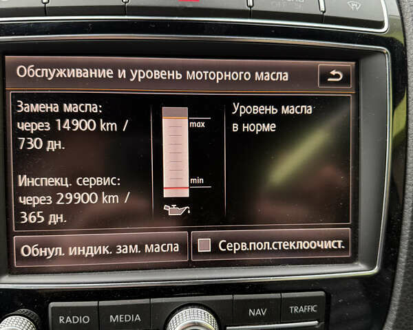 Серый Фольксваген Туарег, объемом двигателя 3 л и пробегом 267 тыс. км за 35000 $, фото 50 на Automoto.ua