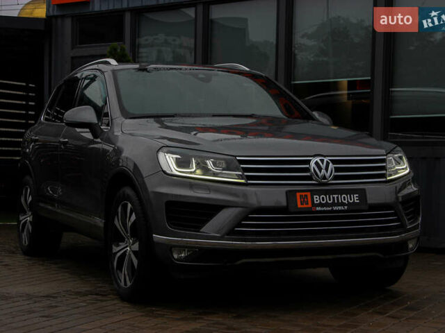 Серый Фольксваген Туарег, объемом двигателя 3.6 л и пробегом 118 тыс. км за 18500 $, фото 6 на Automoto.ua
