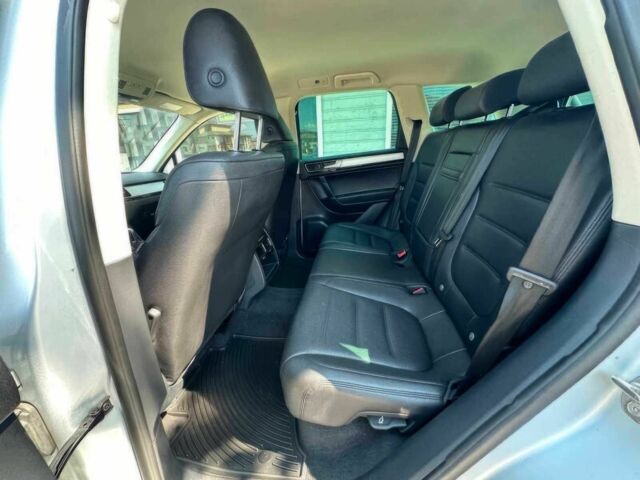 Серый Фольксваген Туарег, объемом двигателя 3.6 л и пробегом 79 тыс. км за 7700 $, фото 9 на Automoto.ua