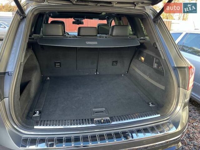 Серый Фольксваген Туарег, объемом двигателя 2.97 л и пробегом 191 тыс. км за 33999 $, фото 45 на Automoto.ua