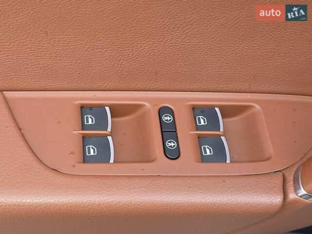 Серый Фольксваген Туарег, объемом двигателя 0 л и пробегом 265 тыс. км за 24900 $, фото 26 на Automoto.ua