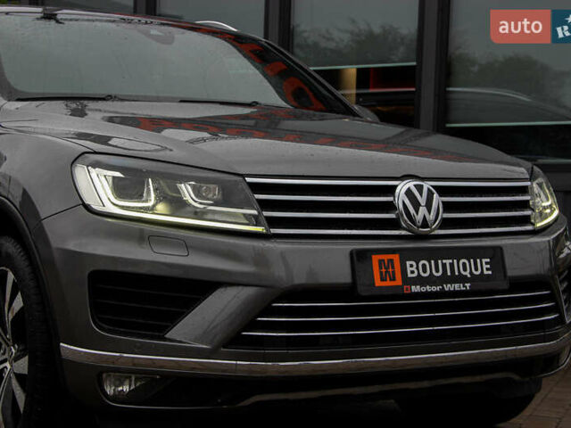 Серый Фольксваген Туарег, объемом двигателя 3.6 л и пробегом 118 тыс. км за 18500 $, фото 7 на Automoto.ua