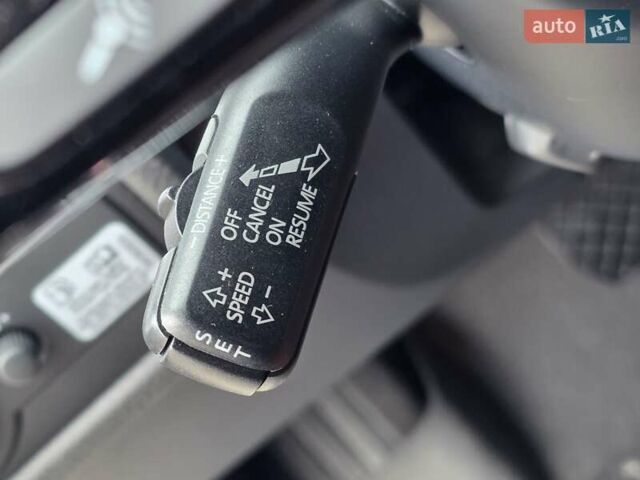 Серый Фольксваген Туарег, объемом двигателя 0 л и пробегом 265 тыс. км за 24900 $, фото 36 на Automoto.ua