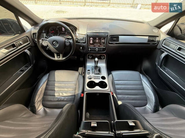 Серый Фольксваген Туарег, объемом двигателя 2.97 л и пробегом 191 тыс. км за 29300 $, фото 7 на Automoto.ua