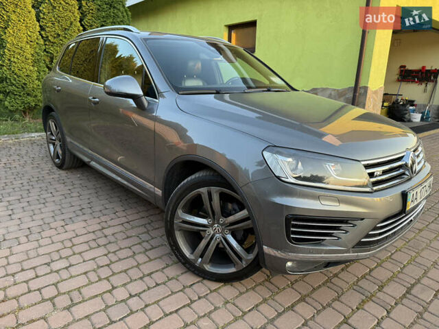 Серый Фольксваген Туарег, объемом двигателя 3 л и пробегом 267 тыс. км за 35000 $, фото 15 на Automoto.ua