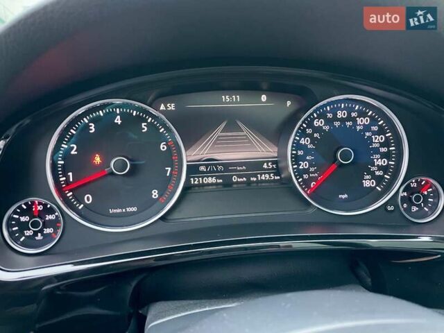 Серый Фольксваген Туарег, объемом двигателя 3.6 л и пробегом 134 тыс. км за 18999 $, фото 34 на Automoto.ua