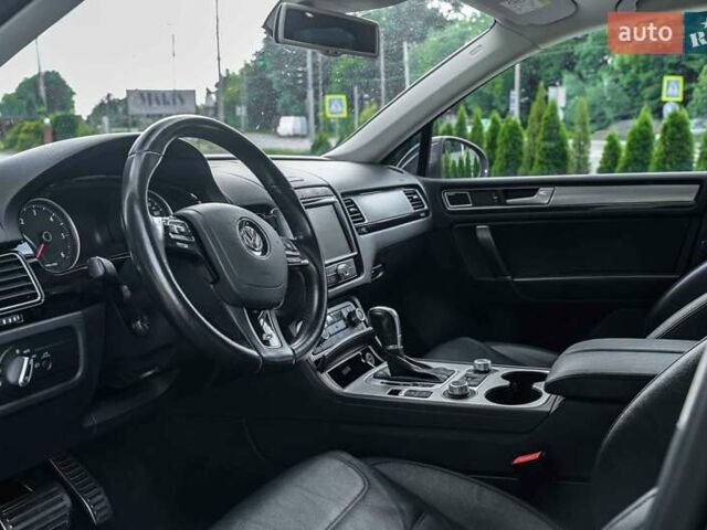 Фольксваген Туарег 2016 в Луцке на Automoto.ua Серый Фольксваген Туарег, объемом двигателя 2.97 л и пробегом 181 тыс. км за 35000 $, фото 27 на Automoto.ua