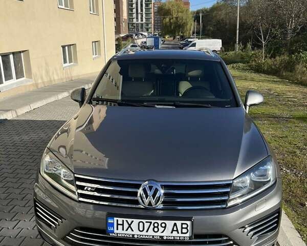Фольксваген Туарег 2016 в Хмельницком на Automoto.ua Серый Фольксваген Туарег, объемом двигателя 2.97 л и пробегом 278 тыс. км за 30500 $, фото 16 на Automoto.ua