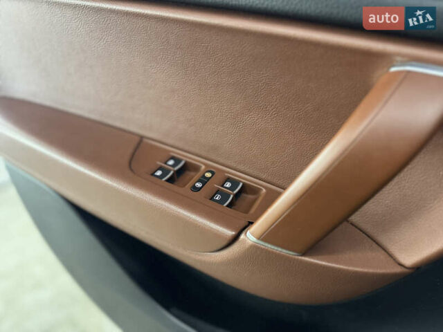 Сірий Фольксваген Туарег, об'ємом двигуна 3.6 л та пробігом 240 тис. км за 17800 $, фото 24 на Automoto.ua