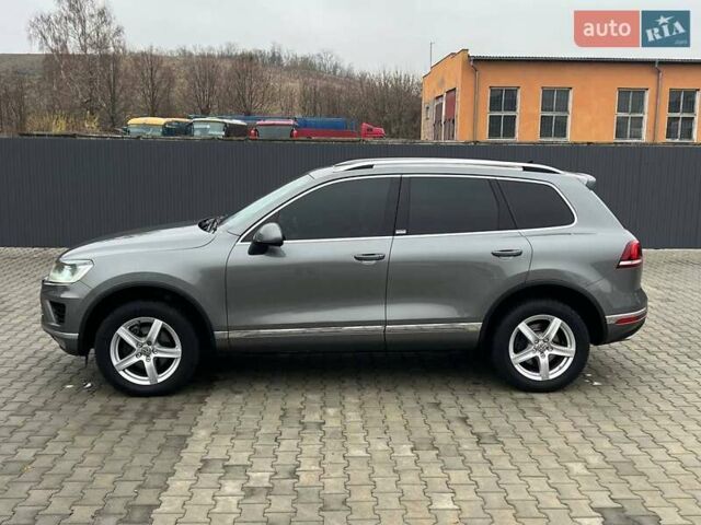 Серый Фольксваген Туарег, объемом двигателя 3 л и пробегом 270 тыс. км за 29999 $, фото 21 на Automoto.ua