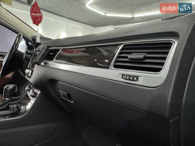 Сірий Фольксваген Туарег, об'ємом двигуна 3.6 л та пробігом 240 тис. км за 17800 $, фото 42 на Automoto.ua