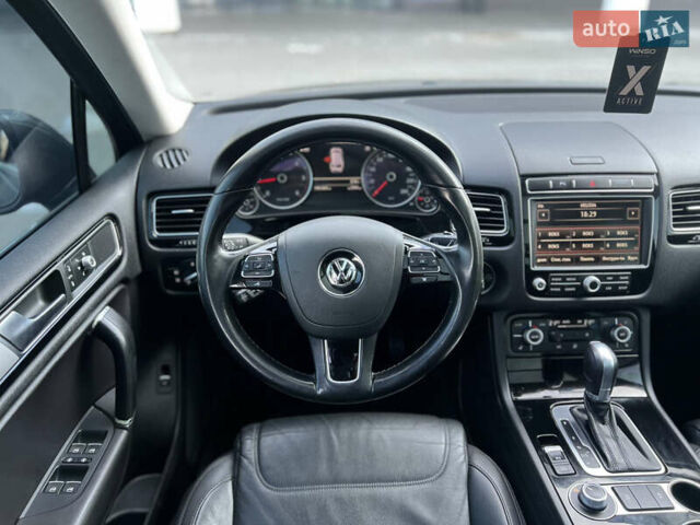 Фольксваген Туарег 2016 в Киеве на Automoto.ua Серый Фольксваген Туарег, объемом двигателя 3 л и пробегом 196 тыс. км за 21900 $, фото 26 на Automoto.ua