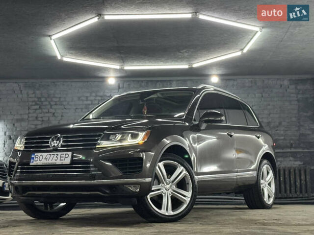 Сірий Фольксваген Туарег, об'ємом двигуна 3.6 л та пробігом 240 тис. км за 17800 $, фото 1 на Automoto.ua