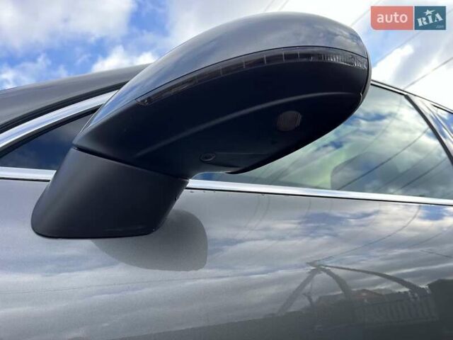 Серый Фольксваген Туарег, объемом двигателя 2.97 л и пробегом 191 тыс. км за 33999 $, фото 19 на Automoto.ua