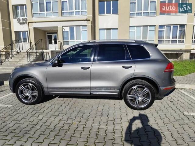 Фольксваген Туарег 2016 в Хмельницком на Automoto.ua Серый Фольксваген Туарег, объемом двигателя 2.97 л и пробегом 278 тыс. км за 30500 $, фото 17 на Automoto.ua