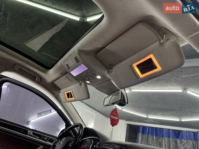 Сірий Фольксваген Туарег, об'ємом двигуна 3.6 л та пробігом 240 тис. км за 17800 $, фото 45 на Automoto.ua