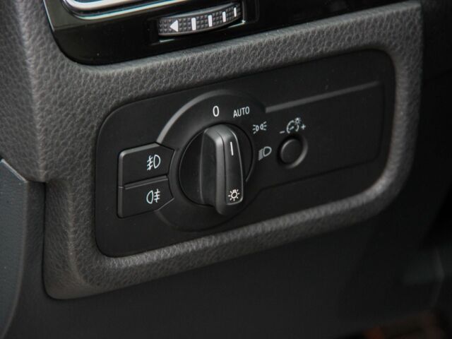 Сірий Фольксваген Туарег, об'ємом двигуна 3.6 л та пробігом 118 тис. км за 18500 $, фото 21 на Automoto.ua