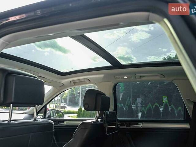 Фольксваген Туарег 2016 в Луцке на Automoto.ua Серый Фольксваген Туарег, объемом двигателя 2.97 л и пробегом 181 тыс. км за 35000 $, фото 36 на Automoto.ua