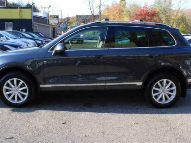 Сірий Фольксваген Туарег, об'ємом двигуна 3.6 л та пробігом 79 тис. км за 3600 $, фото 4 на Automoto.ua