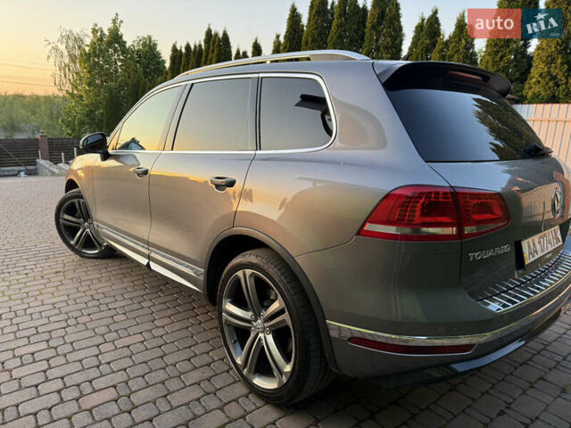 Серый Фольксваген Туарег, объемом двигателя 3 л и пробегом 267 тыс. км за 35000 $, фото 13 на Automoto.ua