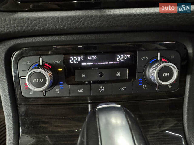 Сірий Фольксваген Туарег, об'ємом двигуна 3.6 л та пробігом 240 тис. км за 17800 $, фото 30 на Automoto.ua