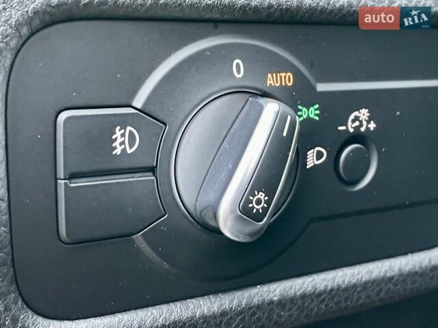 Серый Фольксваген Туарег, объемом двигателя 3.6 л и пробегом 134 тыс. км за 18999 $, фото 35 на Automoto.ua