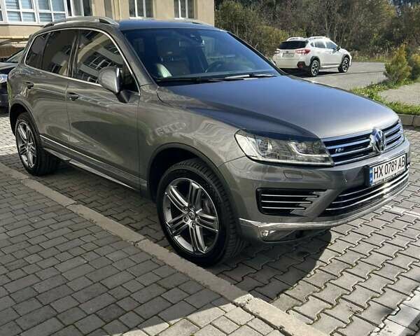 Фольксваген Туарег 2016 в Хмельницком на Automoto.ua Серый Фольксваген Туарег, объемом двигателя 2.97 л и пробегом 278 тыс. км за 30500 $, фото 37 на Automoto.ua