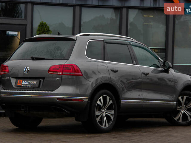 Серый Фольксваген Туарег, объемом двигателя 3.6 л и пробегом 118 тыс. км за 18500 $, фото 8 на Automoto.ua
