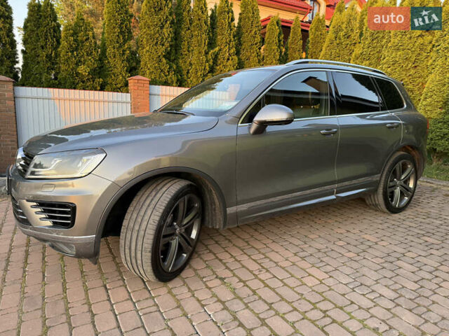 Серый Фольксваген Туарег, объемом двигателя 3 л и пробегом 267 тыс. км за 35000 $, фото 12 на Automoto.ua