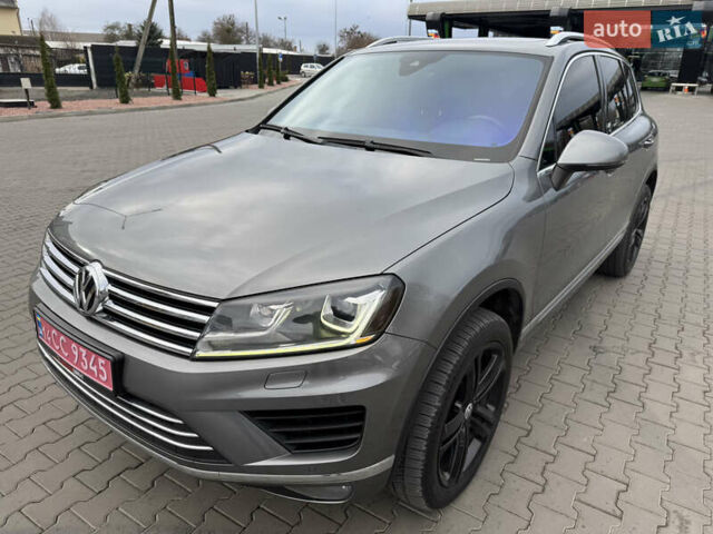 Серый Фольксваген Туарег, объемом двигателя 3.6 л и пробегом 240 тыс. км за 17700 $, фото 16 на Automoto.ua