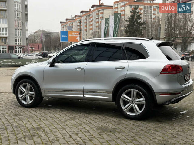 Сірий Фольксваген Туарег, об'ємом двигуна 3 л та пробігом 235 тис. км за 27500 $, фото 14 на Automoto.ua