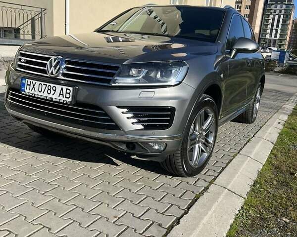 Фольксваген Туарег 2016 в Хмельницком на Automoto.ua Серый Фольксваген Туарег, объемом двигателя 2.97 л и пробегом 278 тыс. км за 30500 $, фото 51 на Automoto.ua