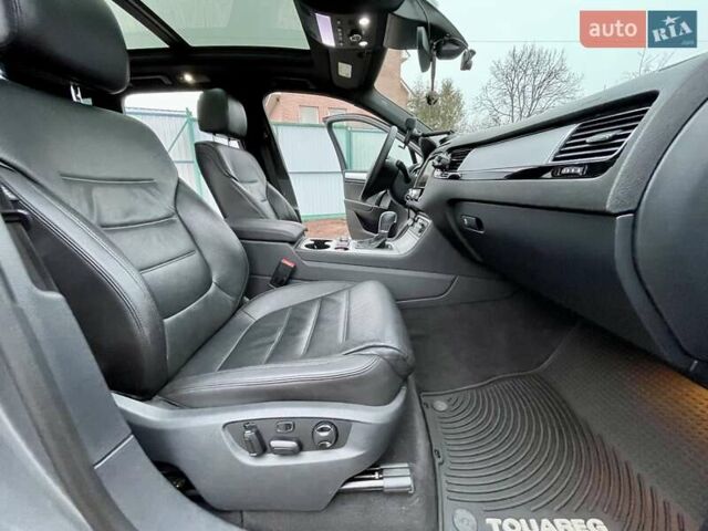 Серый Фольксваген Туарег, объемом двигателя 3.6 л и пробегом 134 тыс. км за 18999 $, фото 27 на Automoto.ua