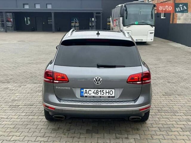 Серый Фольксваген Туарег, объемом двигателя 3 л и пробегом 270 тыс. км за 29999 $, фото 11 на Automoto.ua