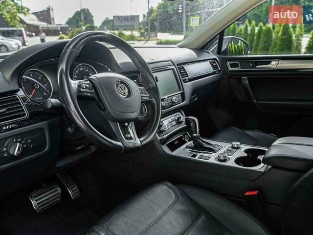 Фольксваген Туарег 2016 в Луцке на Automoto.ua Серый Фольксваген Туарег, объемом двигателя 2.97 л и пробегом 181 тыс. км за 35000 $, фото 19 на Automoto.ua