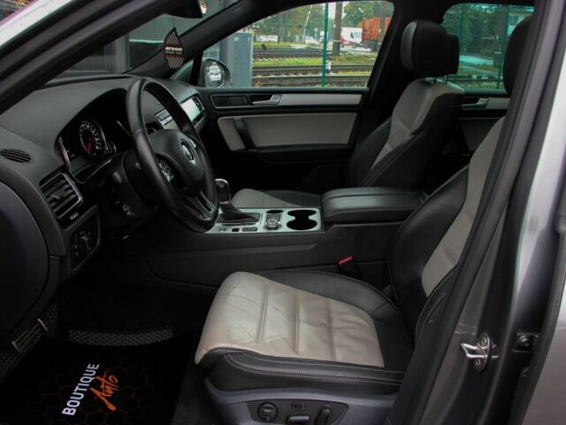 Сірий Фольксваген Туарег, об'ємом двигуна 3.6 л та пробігом 118 тис. км за 18500 $, фото 17 на Automoto.ua