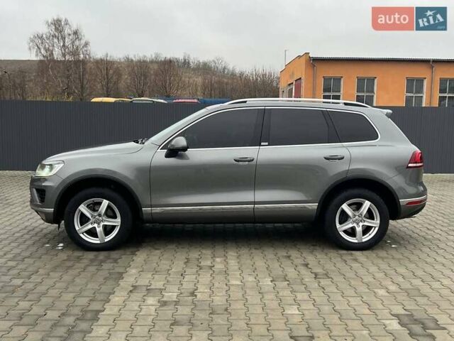 Серый Фольксваген Туарег, объемом двигателя 3 л и пробегом 270 тыс. км за 29999 $, фото 29 на Automoto.ua