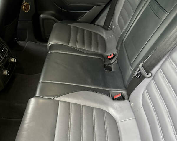 Серый Фольксваген Туарег, объемом двигателя 3 л и пробегом 267 тыс. км за 35000 $, фото 38 на Automoto.ua