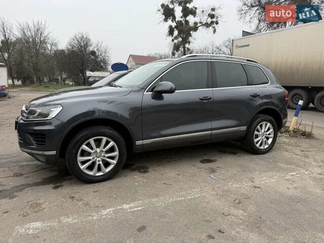 Сірий Фольксваген Туарег, об'ємом двигуна 2.97 л та пробігом 106 тис. км за 32800 $, фото 23 на Automoto.ua